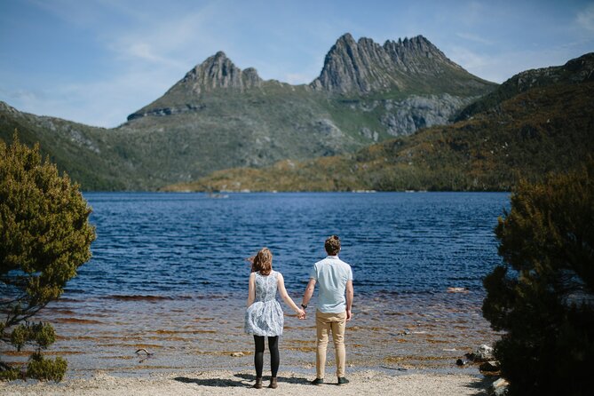 Cradle Mountain Guided Walk with Gourmet Hamper